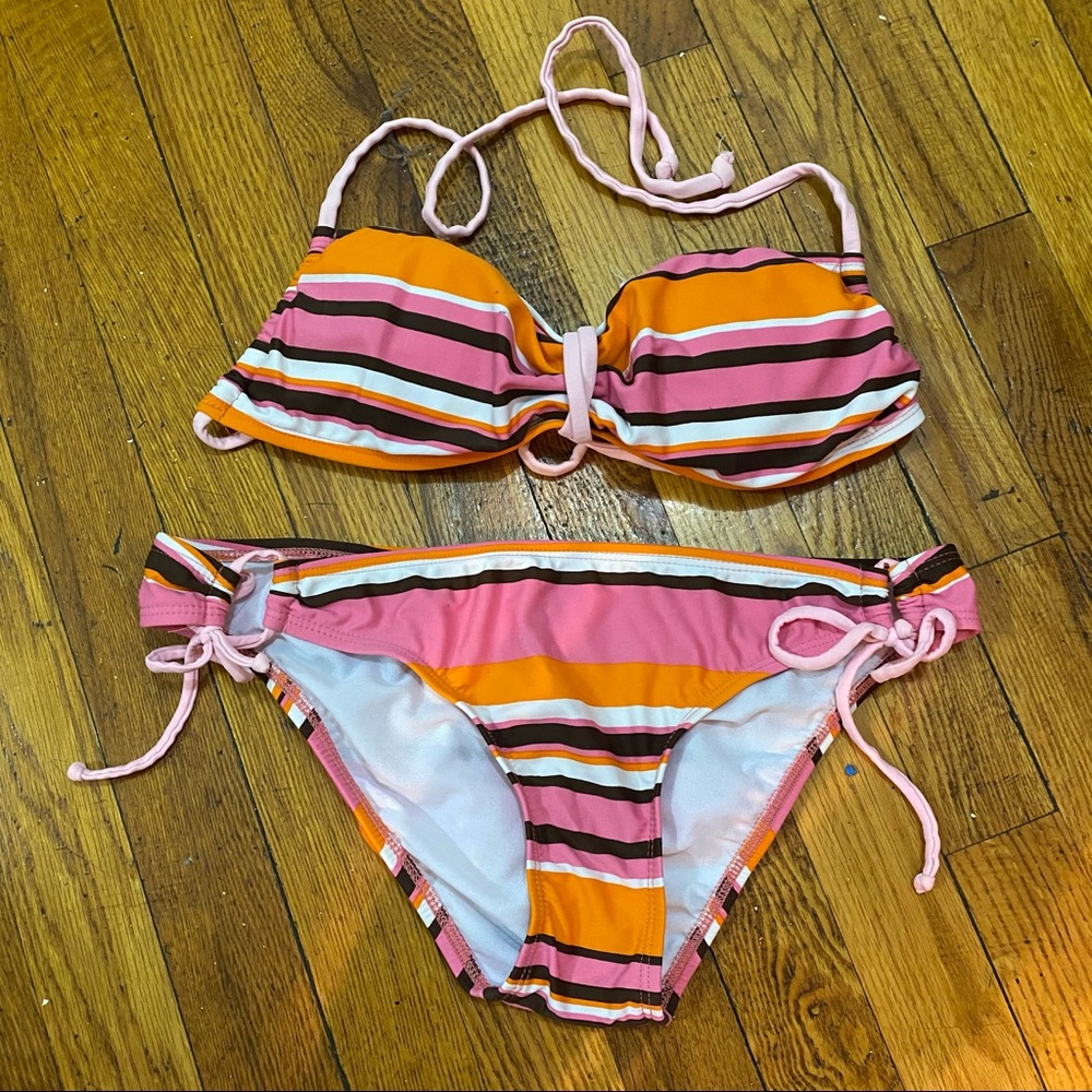 Daisy’s Bikini set